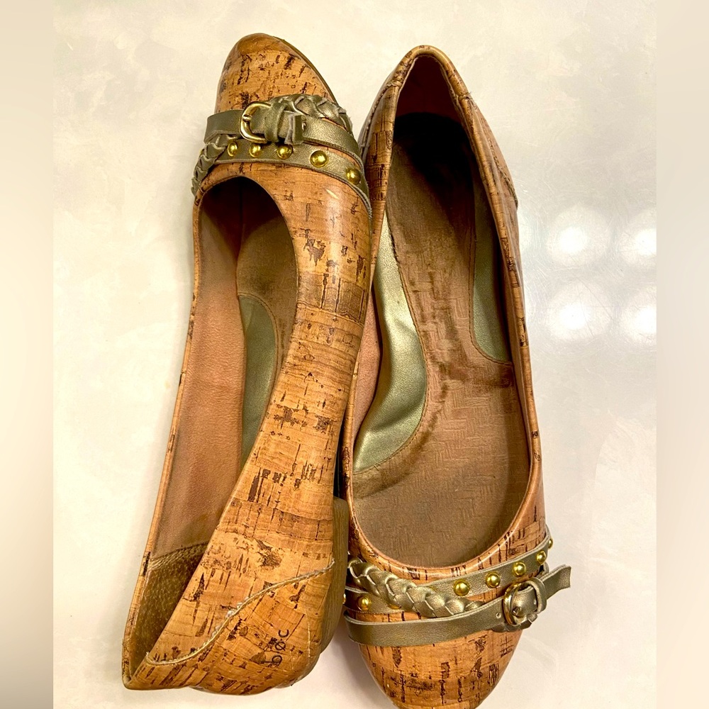 BOC cork flats size 8